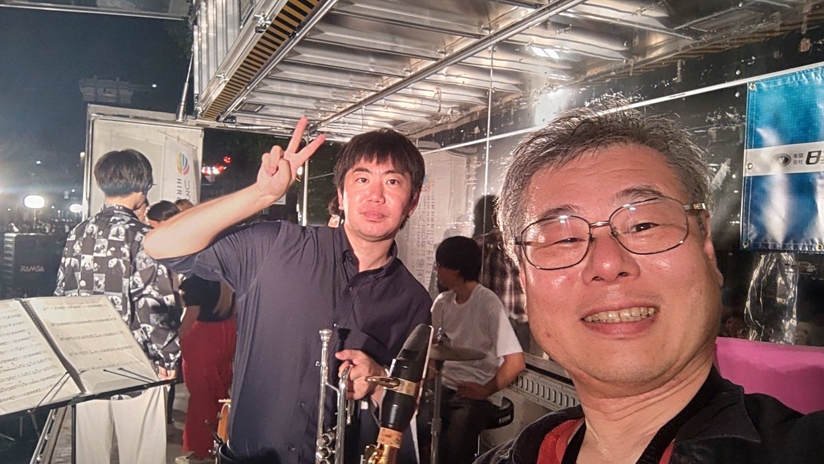 HiroMTB_windsyn's tweet photo. 昨日は牛田の夏祭り「ほおずき祭り」にヨコスカンズで出演しました。 https://t.co/tPkWyB2F8T