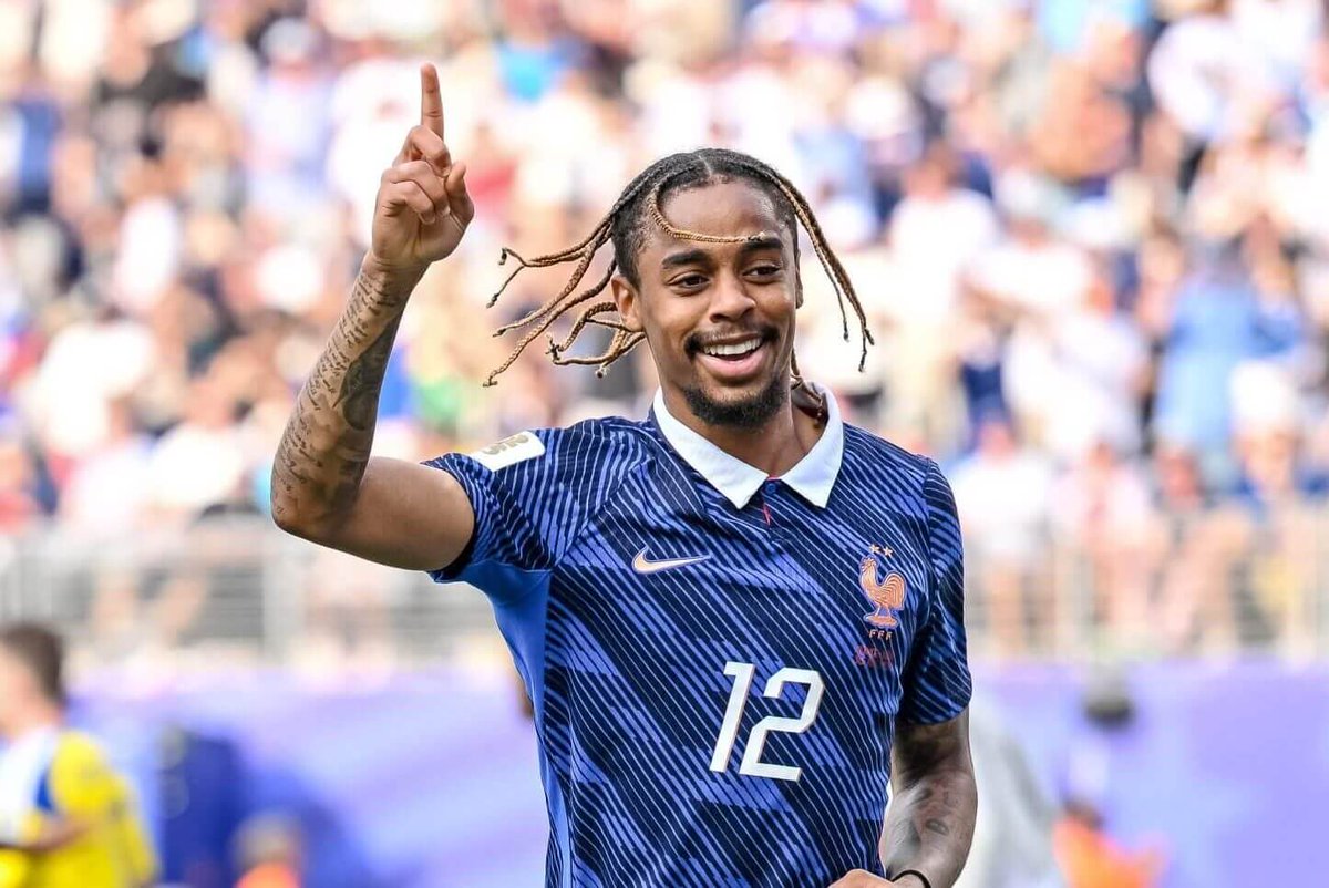 thetedreport's tweet photo. BREAKING: @FabrizioRomano reports Bradley Barcola will not sign new deal at #PSG, decision CONFIRMED ✍️❌

Believed Barcola is primary target for #LFC, Frenchman wants regular minutes

Looks unlikely #LFC will push for Yan Diomande due to #RMA talks, Barcola is their man

#LFC https://t.co/4Jd1IcQ3fJ