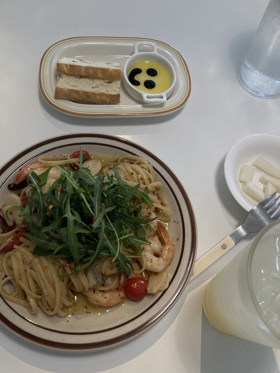 olizaytun's tweet photo. Pefect random lunch spot in a new city 🍝  don’t always plan for your meal 🌟 https://t.co/umrNVICReB