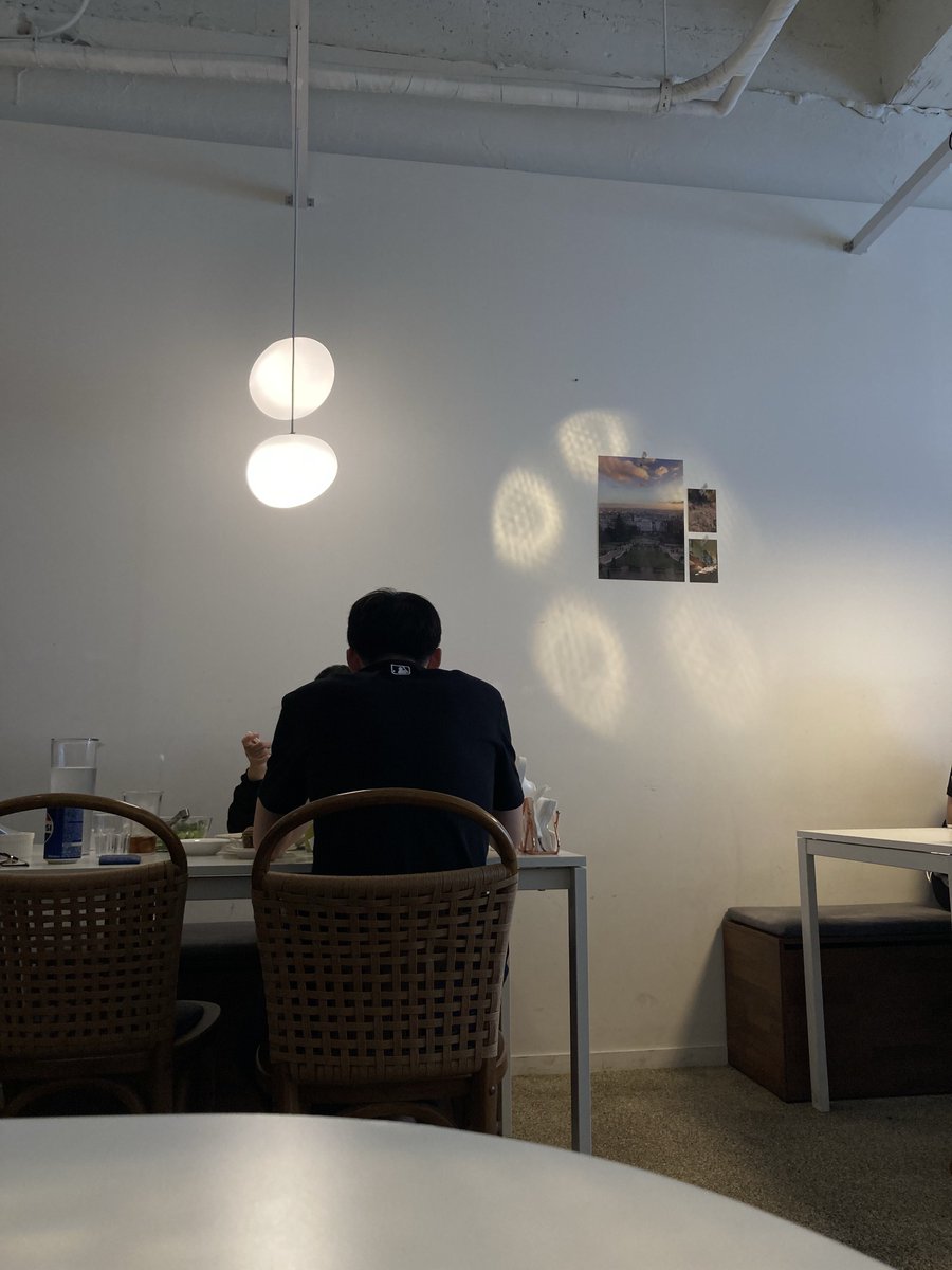 olizaytun's tweet photo. Pefect random lunch spot in a new city 🍝  don’t always plan for your meal 🌟 https://t.co/umrNVICReB