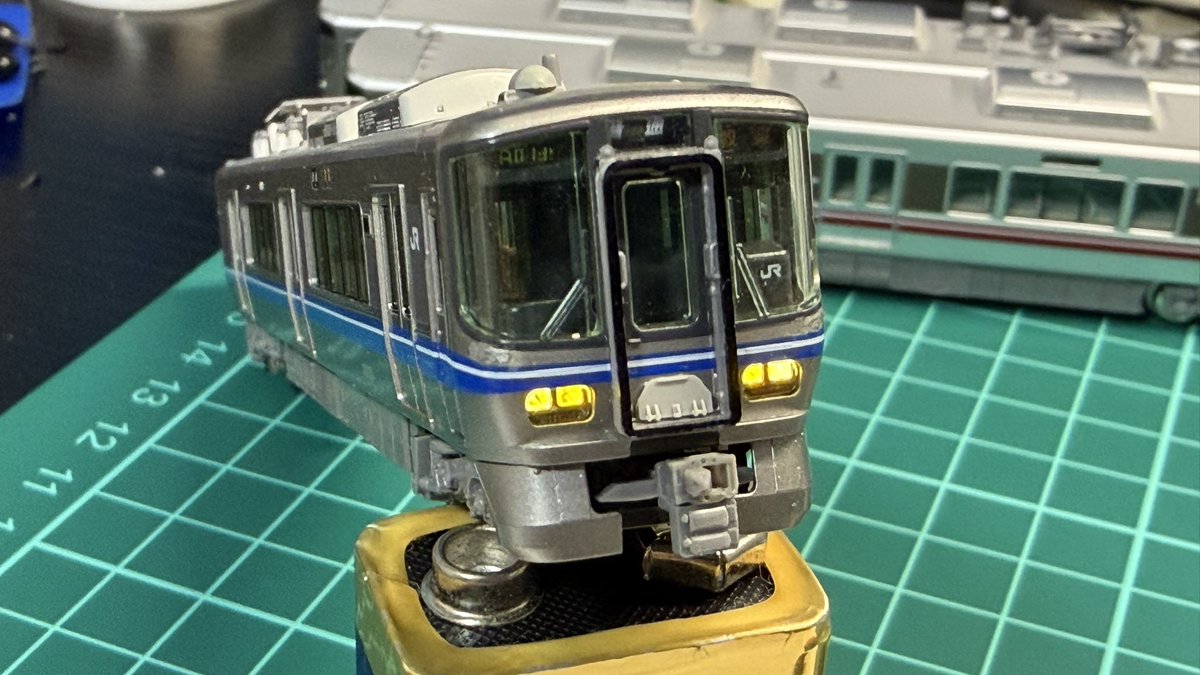 Inamani_1702's tweet photo. 試験的に新製品223のヘッドライトプリズム入れたらいい感じに https://t.co/mLskGqHSvH