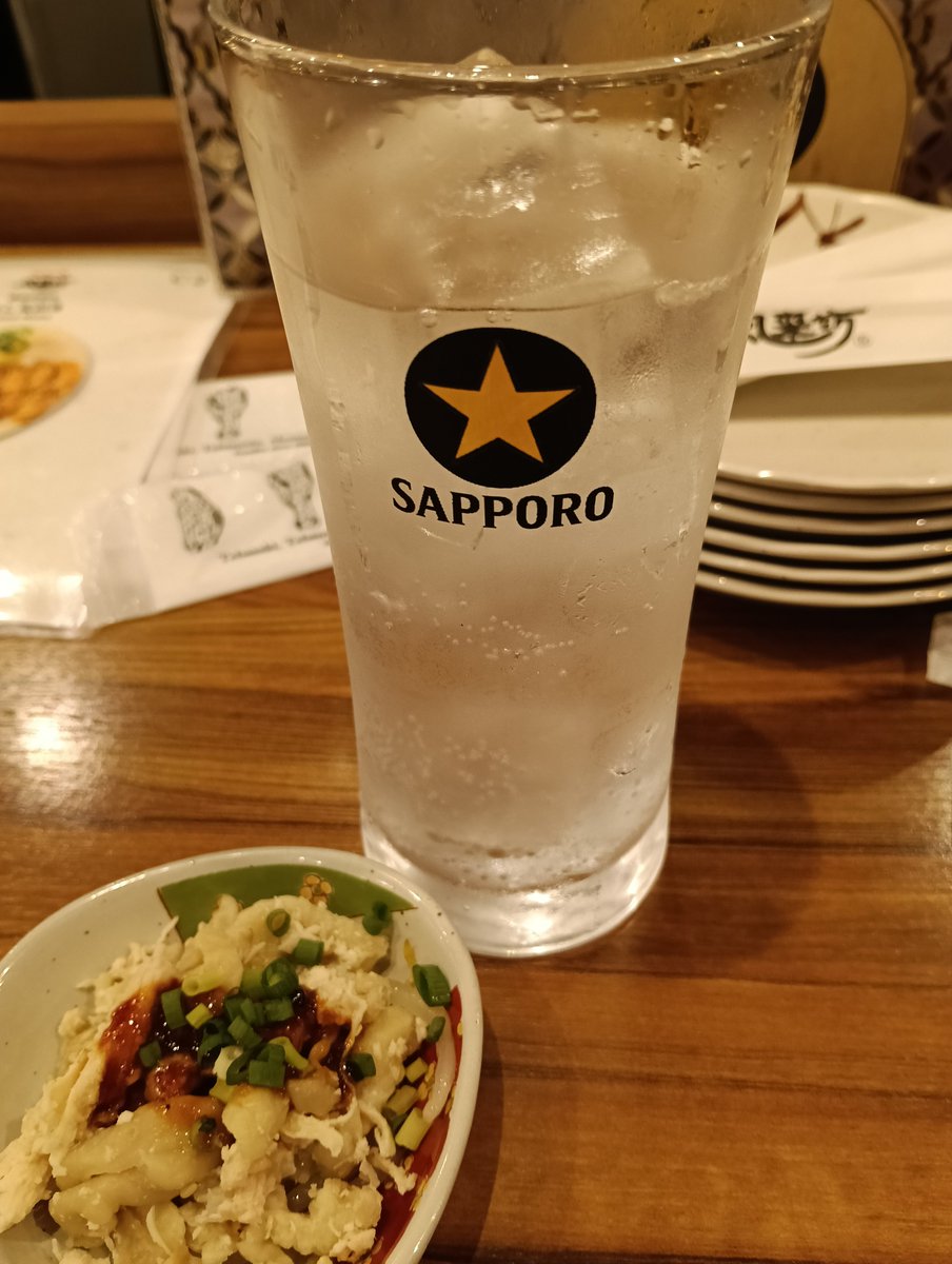 KtaroB's tweet photo. 負けても祝杯 https://t.co/1033MseF8K