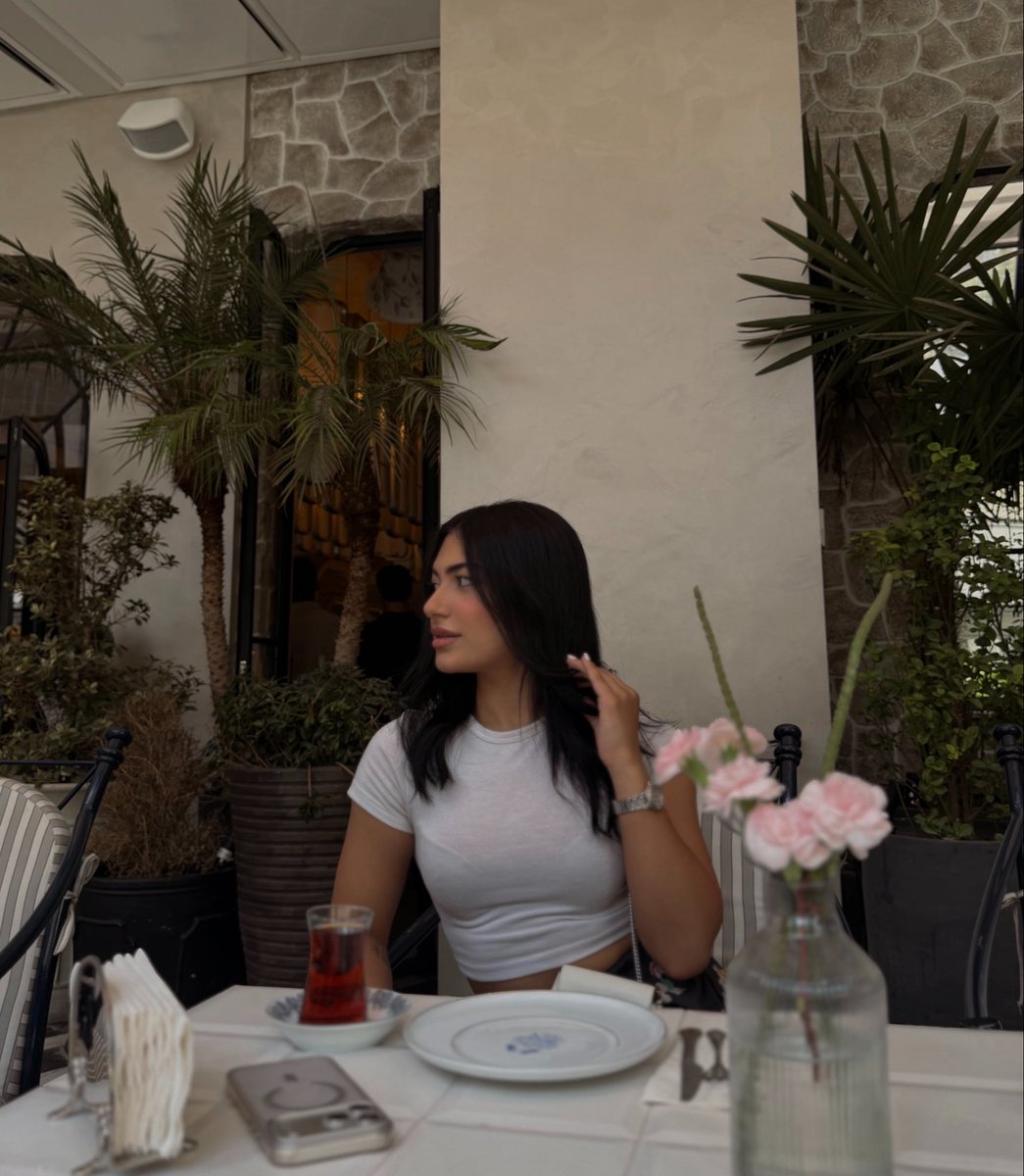 Negin tweet media