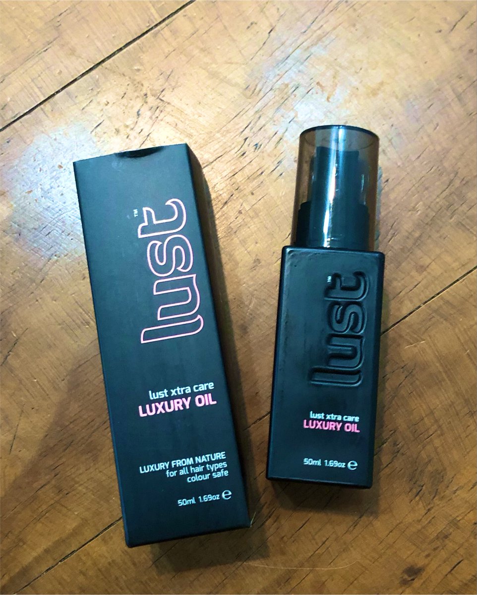 Ale_Vergara_'s tweet photo. Buscando marcas cruelty free me encontré con este reparador de puntas Lust, puedes revisar tus productos en el buscador de @peta acá 🌱 https://t.co/KOw7avYJZC https://t.co/FSHCUYi79E