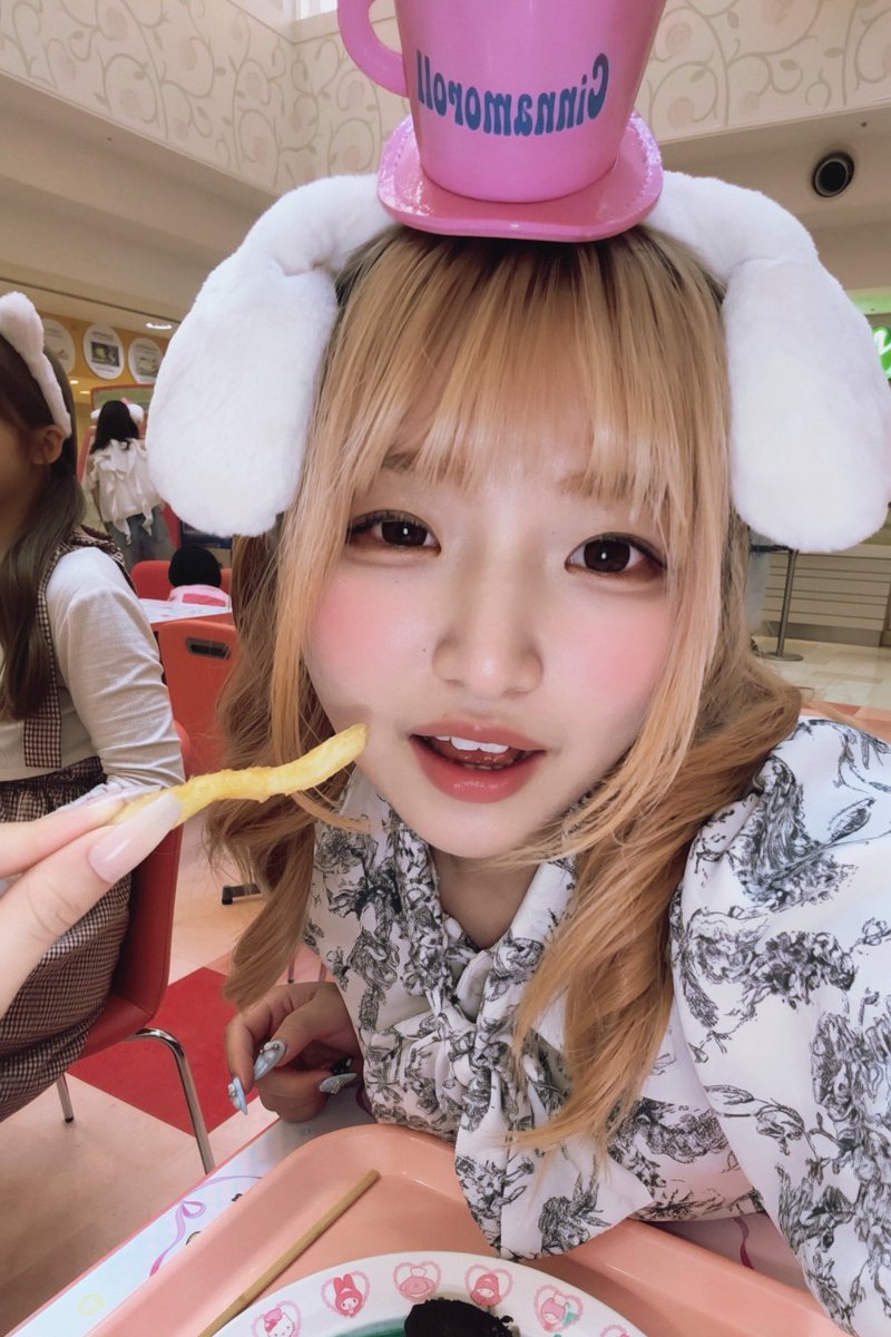 Nago_mikuchan's tweet photo. いっぱい食べる君が好き♡
 #渼空ちゃんと2525 https://t.co/MUKulx0poi