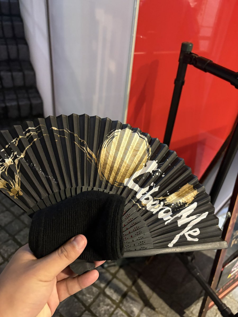 finesea's tweet photo. 天籟・花鳥風月 原宿！
今日も爆盛り上がりで楽しかったです！

ベースの学さんのリストバンドをキャッチするなどもしました
#LiberaMe
#天籟 https://t.co/P0Cw79THid