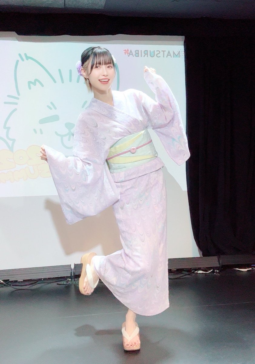 ErikoMatsui's tweet photo. #MATSURIBA
#松祭り

ありがとうございました〜！！𐔌՞･·･՞𐦯♡

みんなのおかげでなんとか初めてのファンミーティング無事終了いたしました！

夏の思い出になってたら嬉しいです🥹
これからもよろしくね！

本日は素敵な浴衣を【ふりふ】さんからお借りし��した👘 
昼夜雰囲気違って素敵♡
どっちが好みかな？😉笑