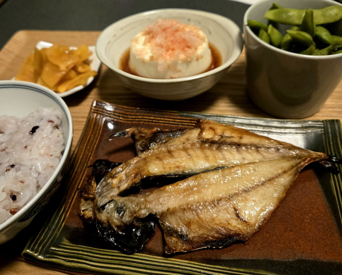 tanukimuchi's tweet photo. 関アジらしいです。ほんまかいな。 https://t.co/RQmKrfG8ec