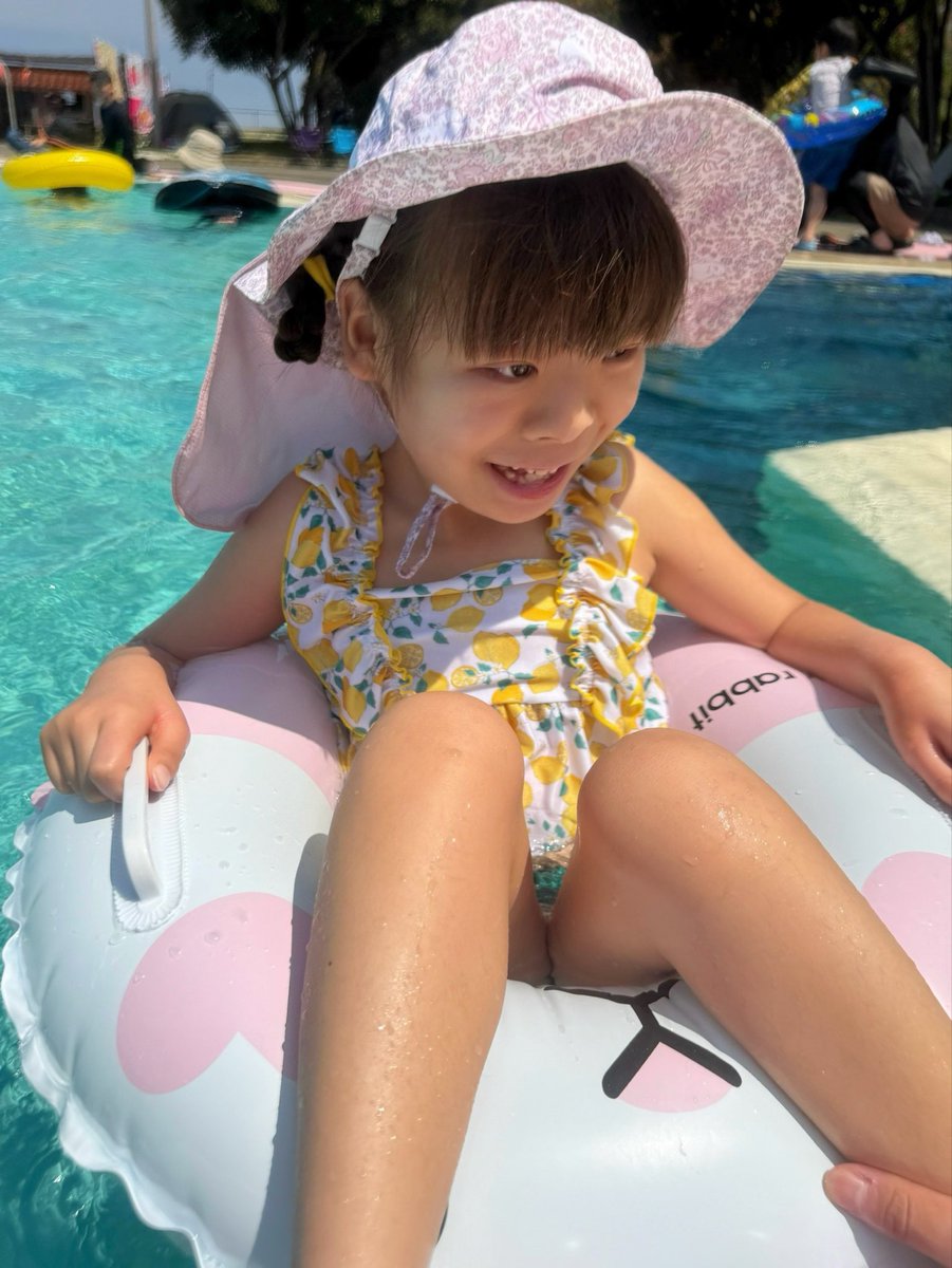 ri0328ko's tweet photo. 夏休み満喫中🌻 https://t.co/aXKbul0cuT