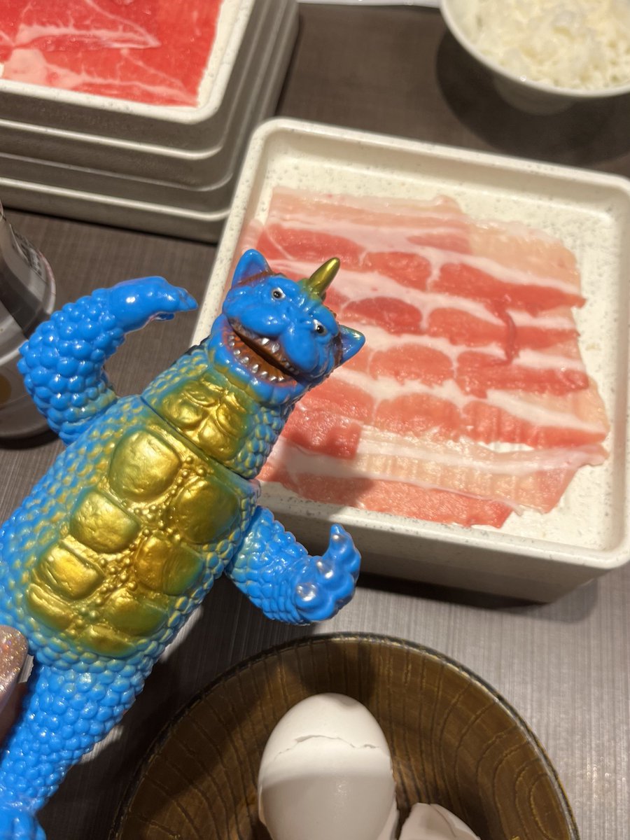 ラムネ と せつな tweet media