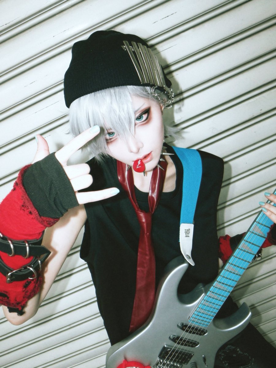 xll_kobone's tweet photo. cos🎸

ラクガキpicで没った方の写真 https://t.co/g9ESDdsjp7