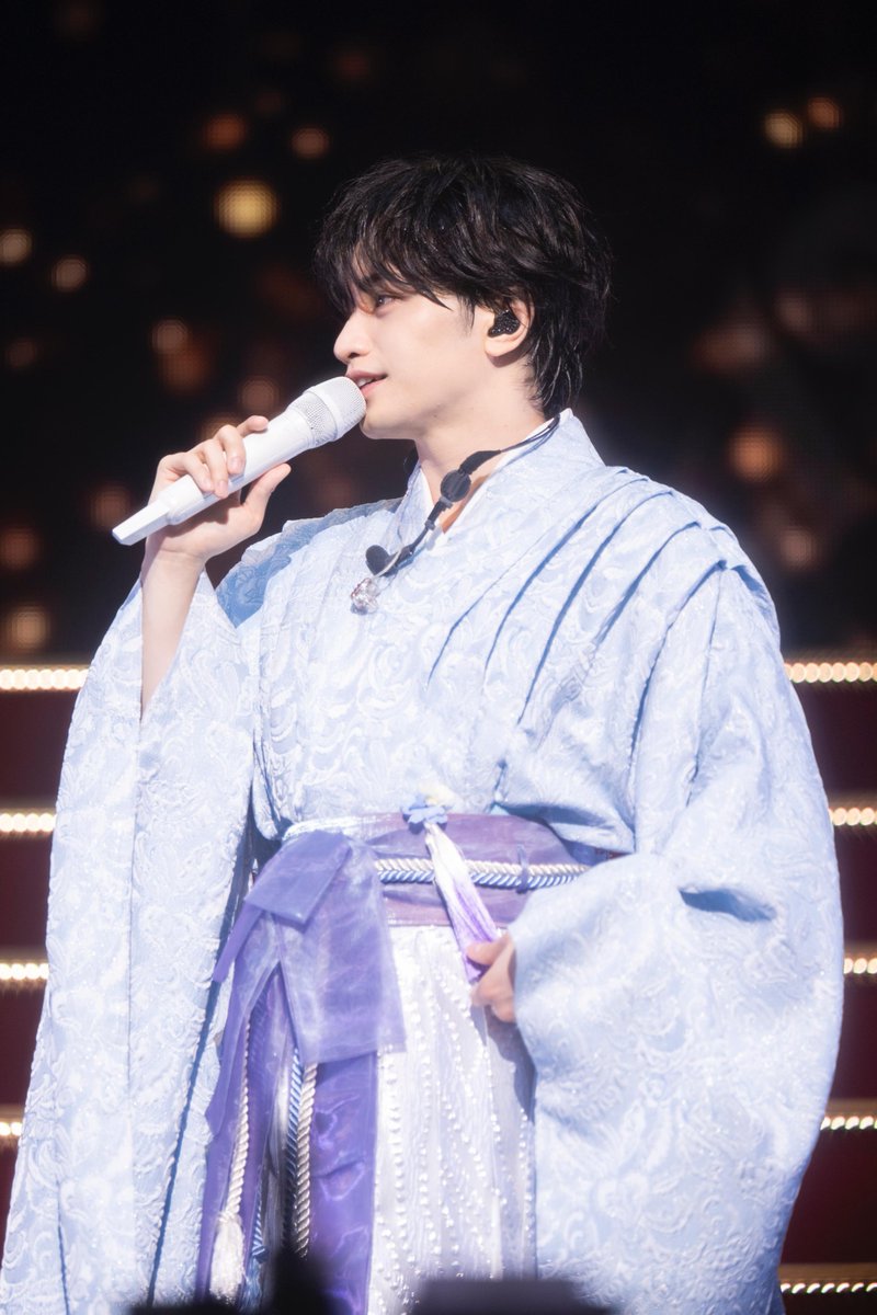 oricon's tweet photo. 中島健人、「若君」コールにご満悦
新曲「鬼事」和装で“妖艶”な初披露👘
https://t.co/W7f1loDzdu

『IDOL1ST 中島健人 LIVE TOUR 2026』
ファイナル・東京公演開催🎪🎤

#IDOL1ST https://t.co/HdEwwfLaFJ