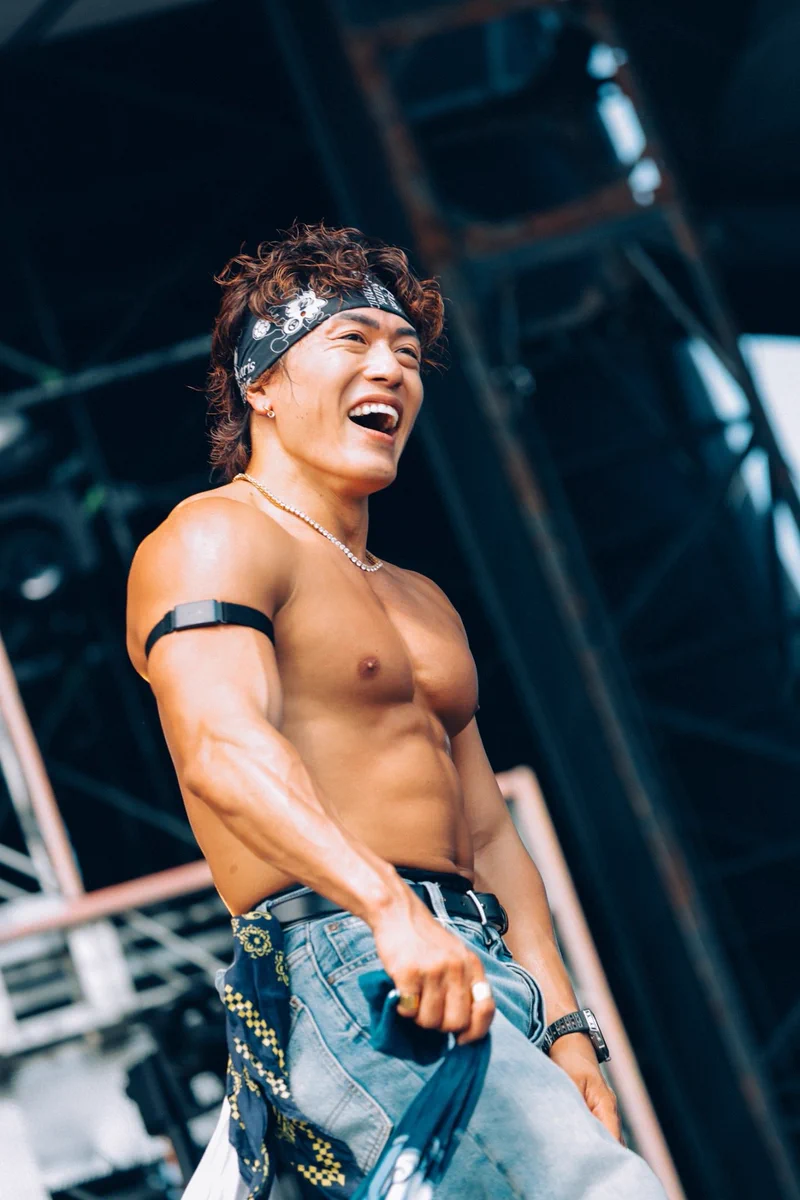 HOJjuJdaAAAYXb-?format=webp&