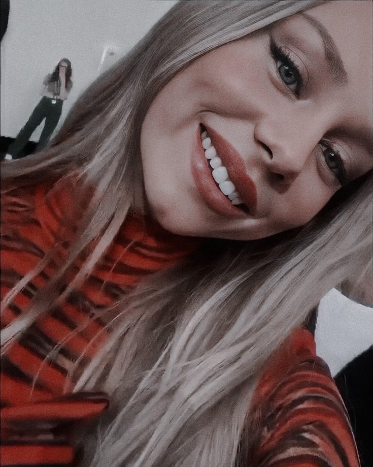 carlarosn_'s tweet photo. ⠀⠀ ⠀ ⠀⠀ ⠀𝐬𝐞𝐝𝐮𝐜𝐭𝐢𝐯𝐞 𝐬𝐮𝐧𝐝𝐚𝐲 ☽ https://t.co/AWJrLe8qVZ