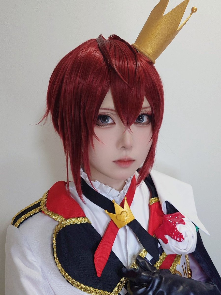 taka_gi3's tweet photo. ⚠Cosplay／twst 
とっても久しぶりの🌹くん 宅コスなうです https://t.co/qnevsnIxSC