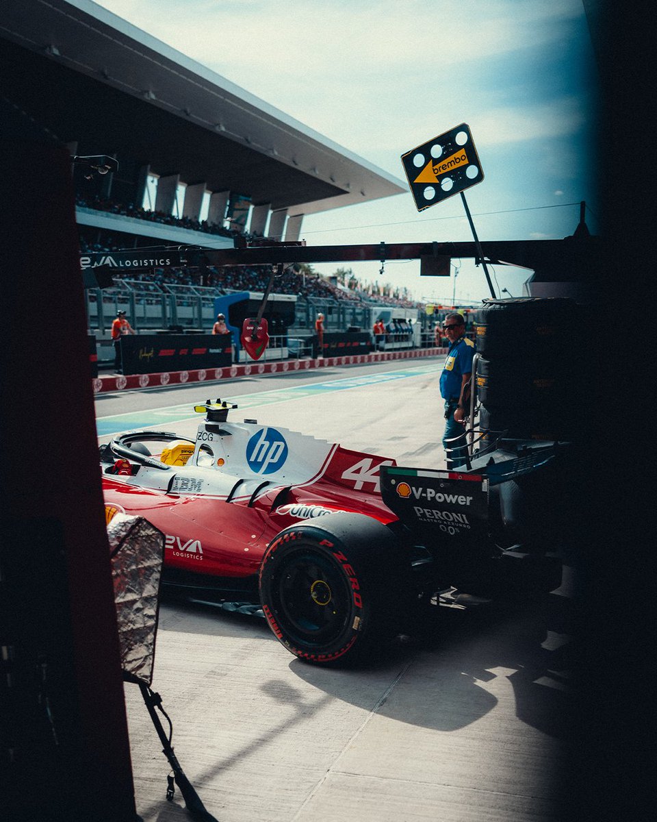 ScuderiaFerrari's tweet photo. Race mode 🔛🇭🇺 https://t.co/lQUbioV63X