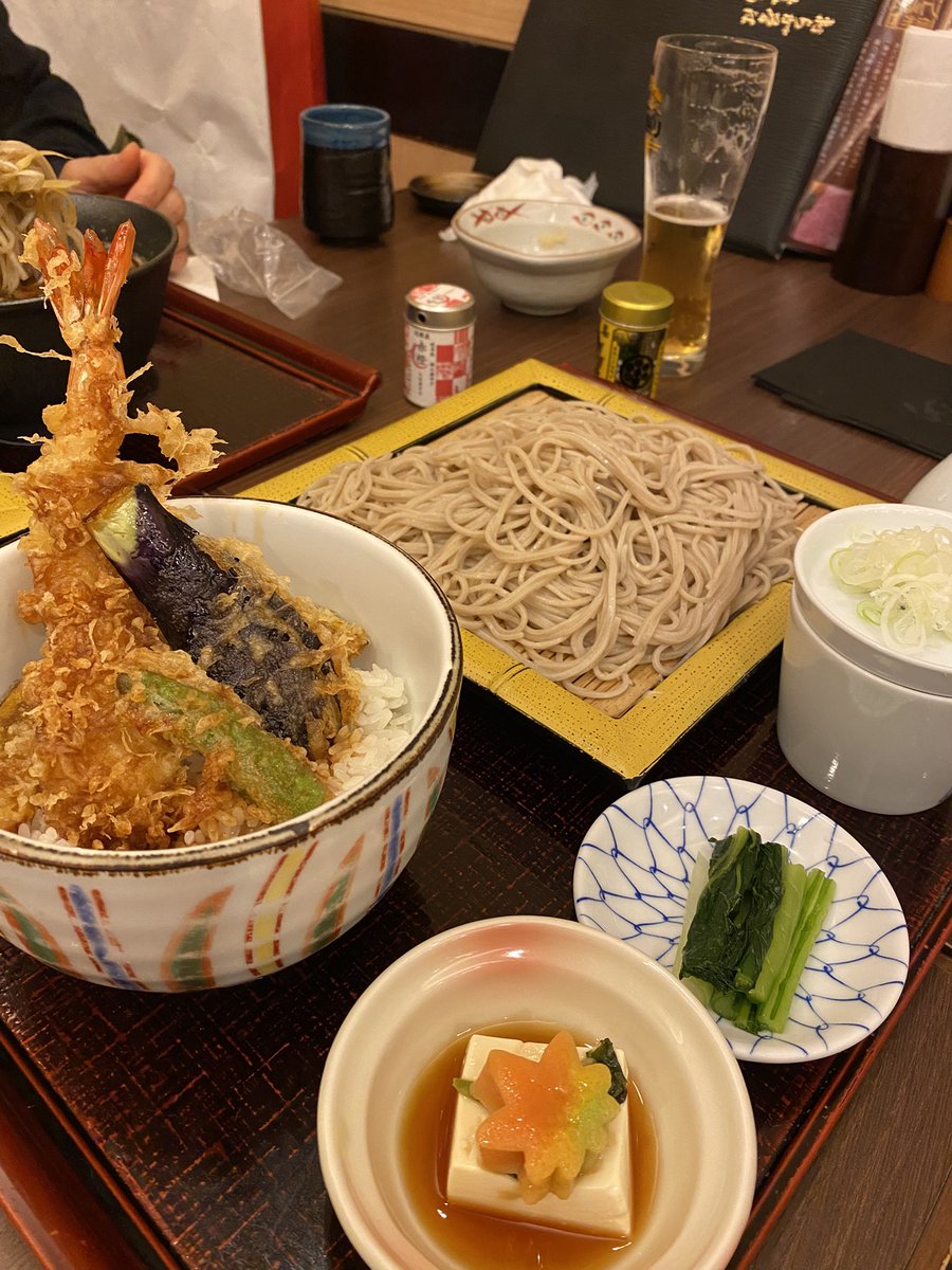alb4211's tweet photo. 今日は土用の丑の日ですが、大好きな信州そばを食べて来ました。
すごく美味しかったです(^^) https://t.co/k9BXqafg2F