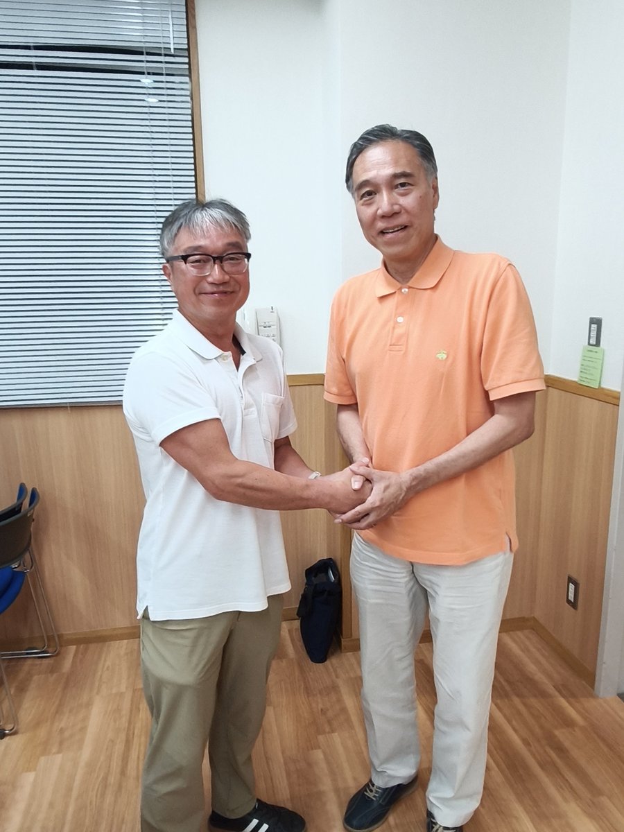 fpG2zWWMLHnnFma's tweet photo. #佐久市
✨【信州の未来を語る県民対話集会】✨
「#阿部守一 長野県知事立候補者」が佐久市にお越し頂き、日本商工連盟佐久地区事務局からご案内頂き、対話集会に参加し、立候補者の公約「７つの未来」についてテーマ別でディスカッションを行い、候補者からの熱い想いをお話しいただきました😊 https://t.co/WXelqOAxBm