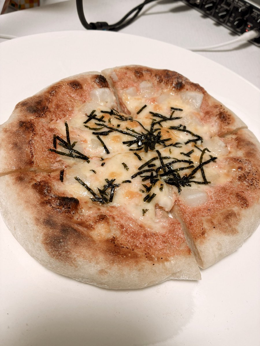 srnk39's tweet photo. 今年の誕生日は彼氏にピザを手作りしてもらいまちた🫡🫡🫡🫡

みんなお祝いのLINEありがとうなのだ✌🏻 https://t.co/QIq7p8TC1J