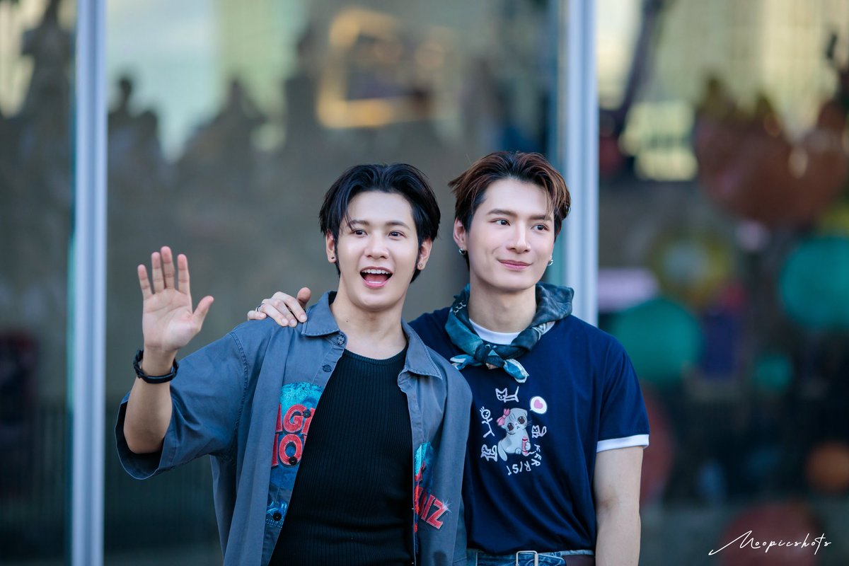 InfinityFSci's tweet photo. ความคิดถึงที่มี ส่งถึง2คนตรงนั้นไหมนะ : )

#งานมหกรรมนิยายนานาชาติ2026xKristSingto
#คริสสิงโต #KINGMAN https://t.co/7MSoZssn8b