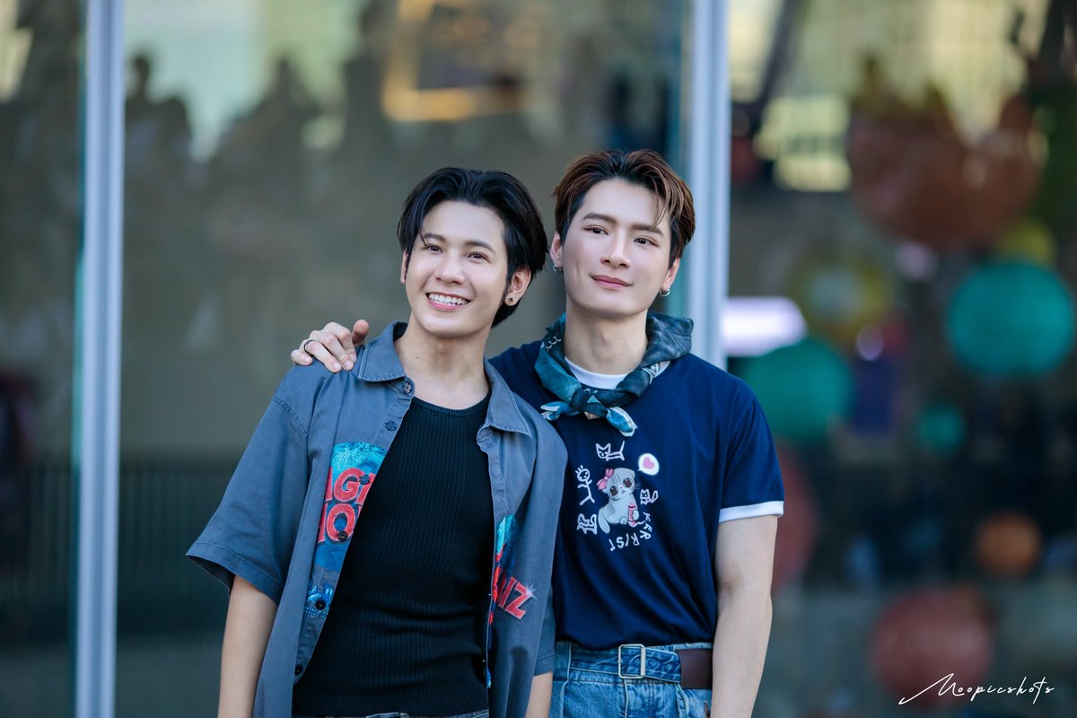 InfinityFSci's tweet photo. ความคิดถึงที่มี ส่งถึง2คนตรงนั้นไหมนะ : )

#งานมหกรรมนิยายนานาชาติ2026xKristSingto
#คริสสิงโต #KINGMAN https://t.co/7MSoZssn8b