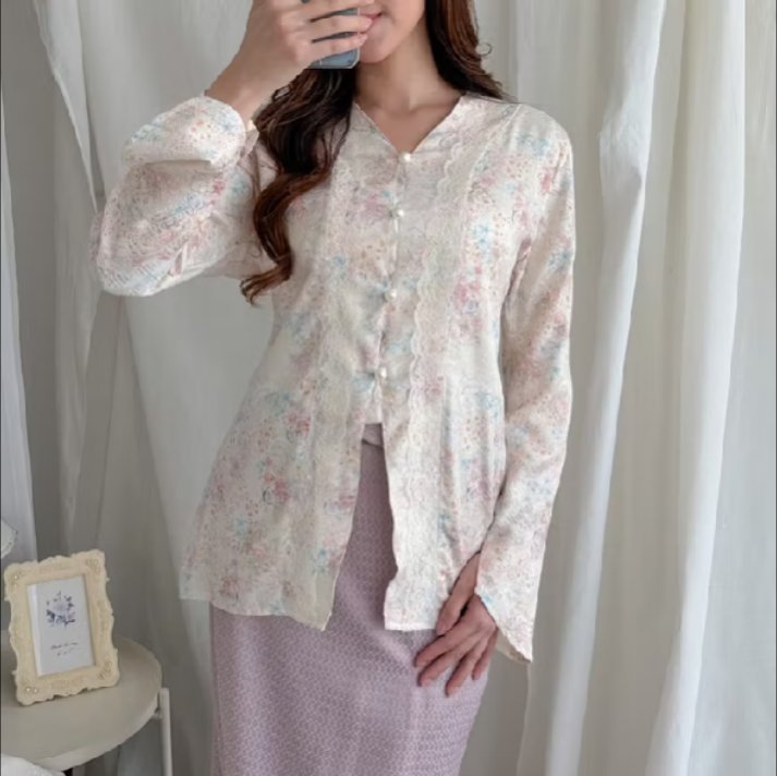 jasminexserene's tweet photo. kebaya encim modern yang motifnya lucuu bgtt💐💐
🛒https://t.co/GjyFtFebuY https://t.co/ZOvxusj5w9