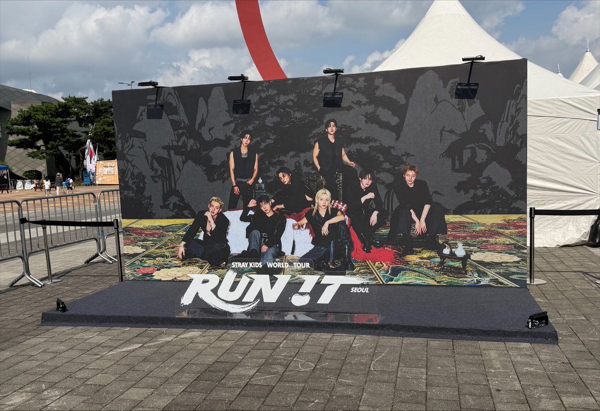 might_be_rainy's tweet photo. 2026.07.26 #RUN_IT_SEOUL

20時に終わっても外がまだ明るいの本当に夏☀️ https://t.co/hvzfFkomFg
