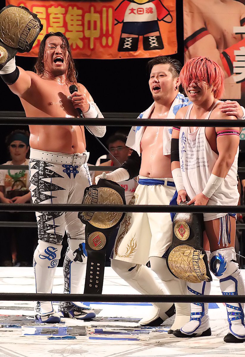 kentaro11110's tweet photo. YSS6人タッグ新王者誕生👑✨
#bjw 
#大門寺崇 #橋本大地 #大谷譲二 https://t.co/42GlEP8OLE