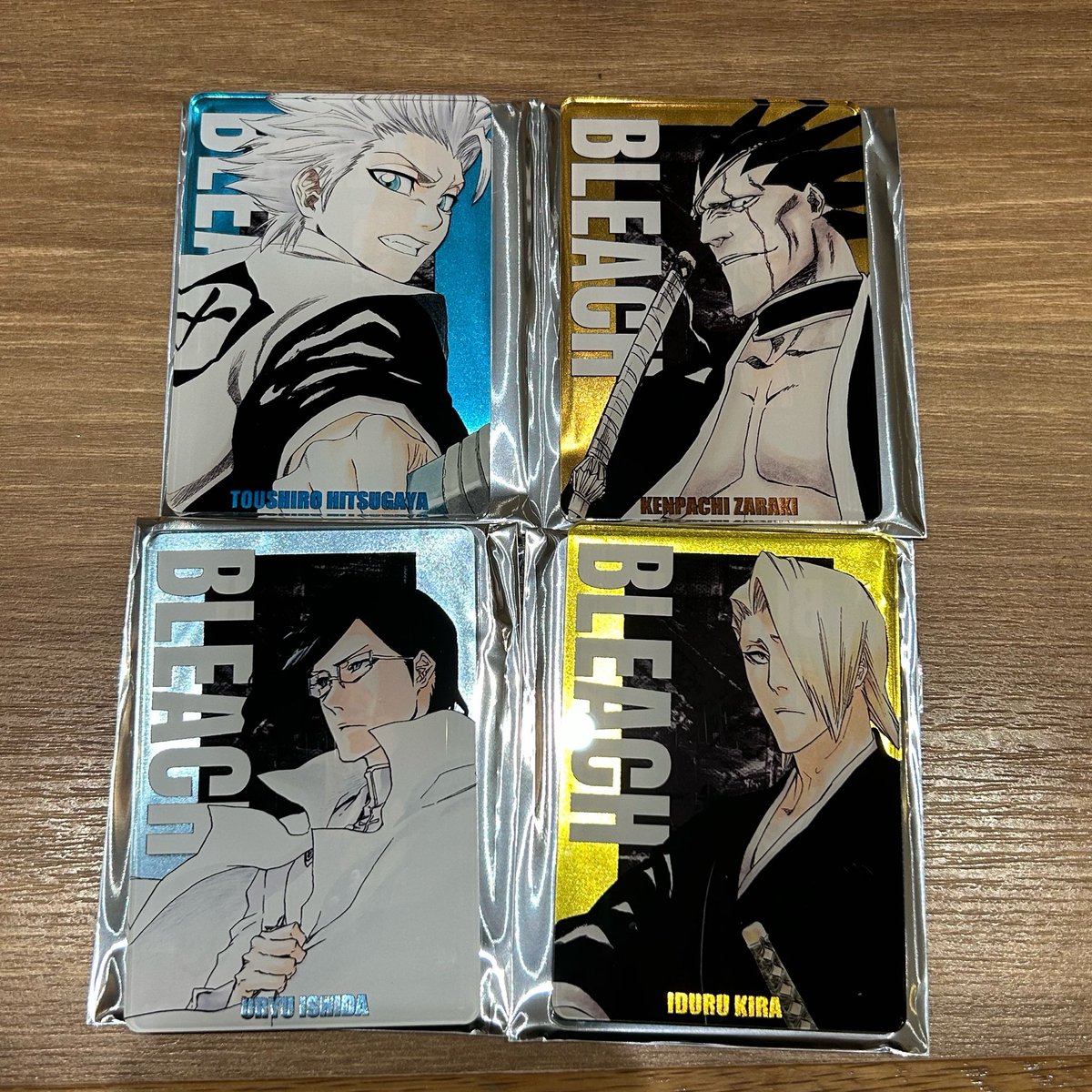 ___myhero_'s tweet photo. @1 【交換】BLEACH ステータスカードコレクション ステカ

譲：日番谷冬獅郎、石田雨竜、更木剣八、吉良イヅル
求：グリムジョー

郵送交換希望
現在出先のためIDカードなしで申し訳ございません。
検索からでもお気軽にお声掛けください。 https://t.co/peaFTV2cWX
