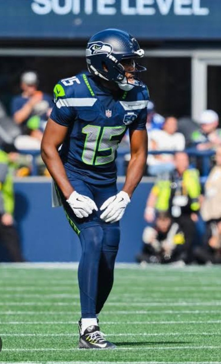 macabi3059's tweet photo. Tory Horton was on the practice field for Day One. Healthy. After two surgeries in two years — one in college, one last year — that alone made my morning.
Here's what I keep coming back to: 6 touchdowns on 29 touches as a rookie. Every time they gave him the ball, something happened.
And that 4.41 at the combine? He ran it months after knee surgery — nobody even expected him to test. His first fully healthy stretch since college starts now.
Now put him in this offense: JSN drawing the doubles, Shaheed stretching everything deep.
Somebody's going to get single coverage all year.
It's him. 🦅
P.S. My novel 'Before the Snap: The Pact' drops in English this week. From one 12 to another... stay tuned. 💚💙