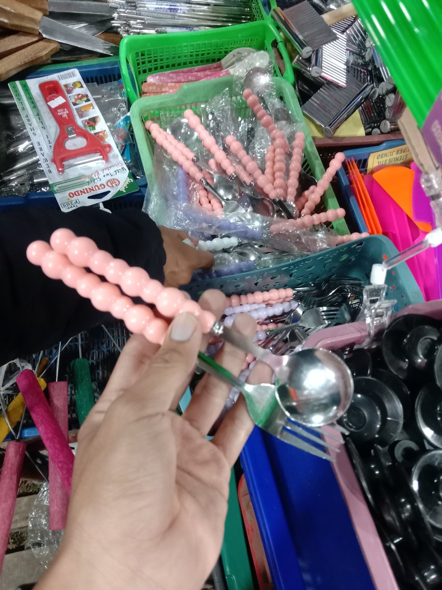 Fallsekers's tweet photo. just a spoon and fork btw https://t.co/83UOig7HU9