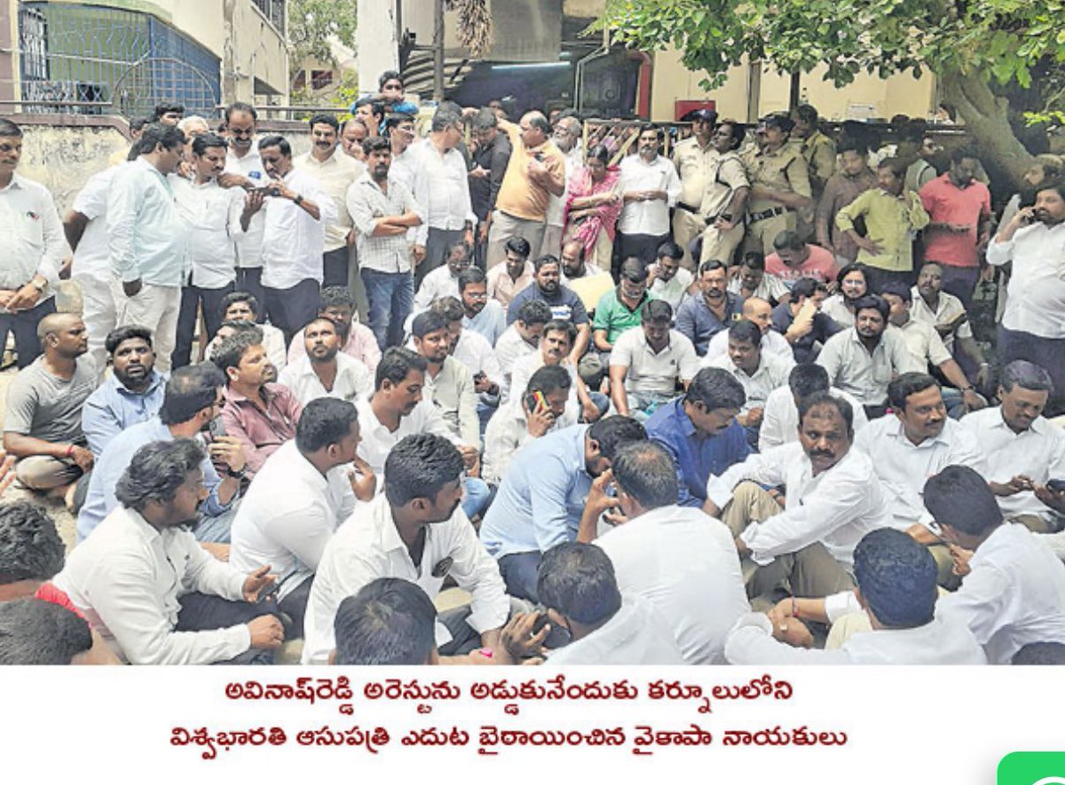iTDP_Official's tweet photo. “CBI = ‘Conspiracy’ when it knocked on @ysjagan ’s door.
CBI = ‘Justice’ when they need a headline.
Same agency. Opposite tune. Convenient.
#AndhraPradesh hasn’t forgotten what happened in Kurnool @YSRCParty ..!
#YSRCPNeverAgain https://t.co/HREmmWkqqL