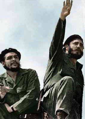 germanshepard8's tweet photo. #26luglio 1953 
Fidel Castro insieme ad alcuni ribelli guida l'#attacco alla #Caserma della #Moncada contro il governo di Fulgencio Batista.

L'assalto fallisce, ma è celebrato come l'#inizio della #rivoluzione #cubana.

#storia https://t.co/i9JlO23i8S