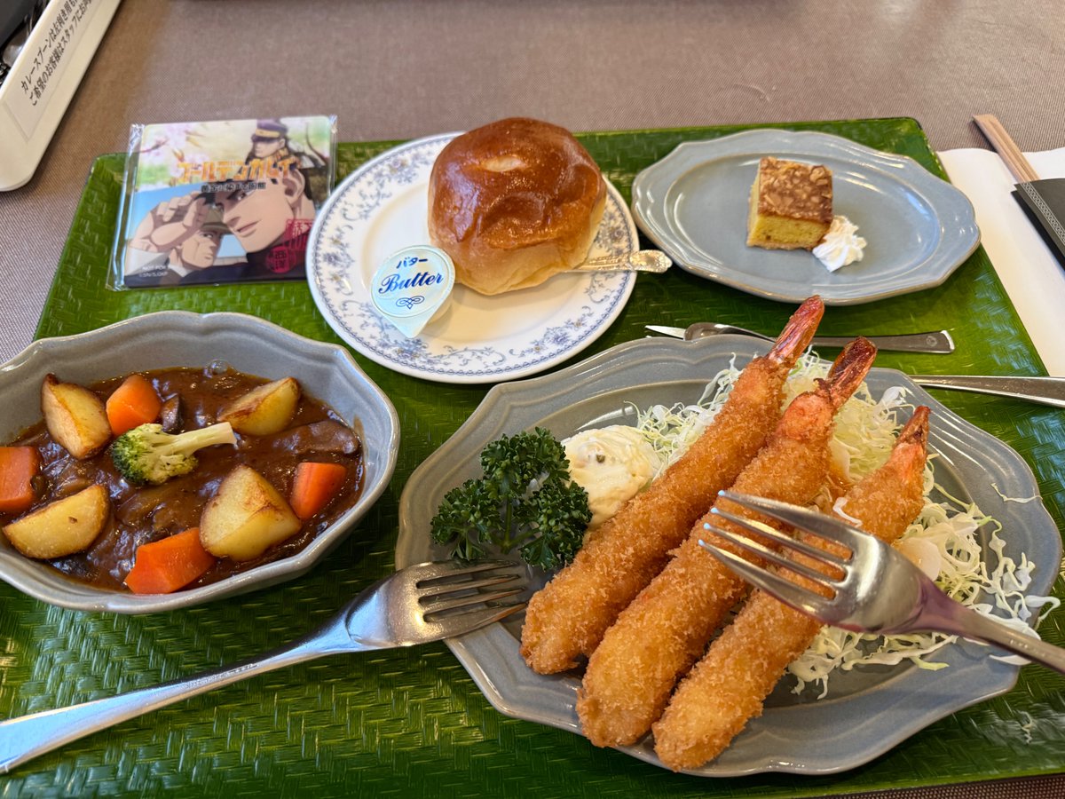 toshizoofficial's tweet photo. 函館のゴールデンカムイコラボイベント本日終了かな✨
私も期間中函館に伺う機会があり、楽しんできました✨

函館は何度訪ねても、また行きたくなる魅了あふれる街ですね☺️ https://t.co/gYd93NszCq