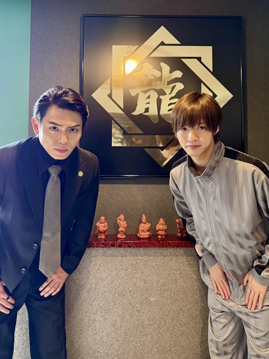 _7mp_official_'s tweet photo. ／
『#世にも奇妙な物語 FODの特別編』
2編目 IMP.主演「下請け」
FODにて配信中🎥✨
＼

指定暴力団組織の“仕事の丸投げ”を
企業社会の“元請け・下請け構造”になぞらえた
ブラックコメディ犯罪劇をIMP.が演じます👀

FODにて配信中🎥
▶︎ https://t.co/R0bdiBf4kP

@yonimo1990 #下請け奇妙 https://t.co/8fFzOtpo7N