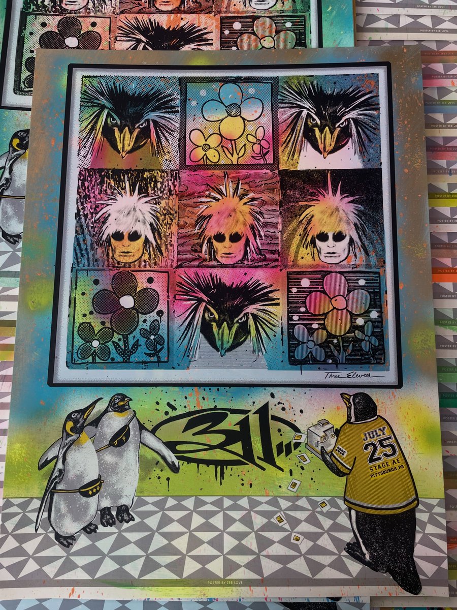all_new_merch's tweet photo. 🚨 SOLD OUT at Stage AE! Grab the official 311 Pittsburgh gig poster. 🐧🎨 Featuring a vibrant pop-art penguin design, this limited print is a fan must-have. 

Check the product via the link in bio.

#311Band #StageAE #Pittsburgh #ConcertPoster #GigPoster #PopArt https://t.co/XZAUXASJSt