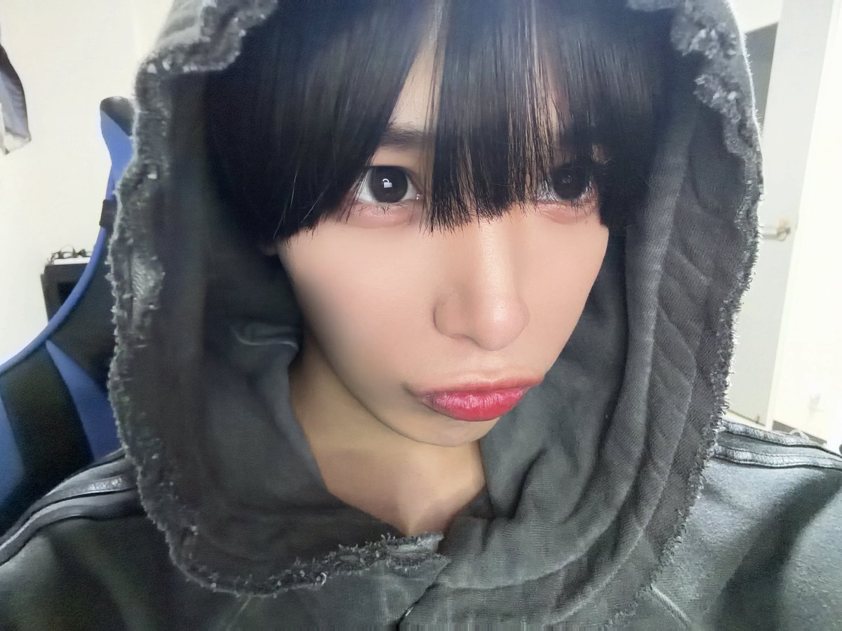 EVACoN_haruhi's tweet photo. 嫉妬深い男だけどいい？ https://t.co/BLNra09Up9