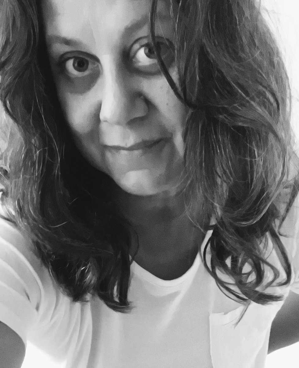 Concocaconputas's tweet photo. @AnaCostaPinto12 Es difícil escoger, hay muchas fotografías donde elegir. https://t.co/N2To4tofID
