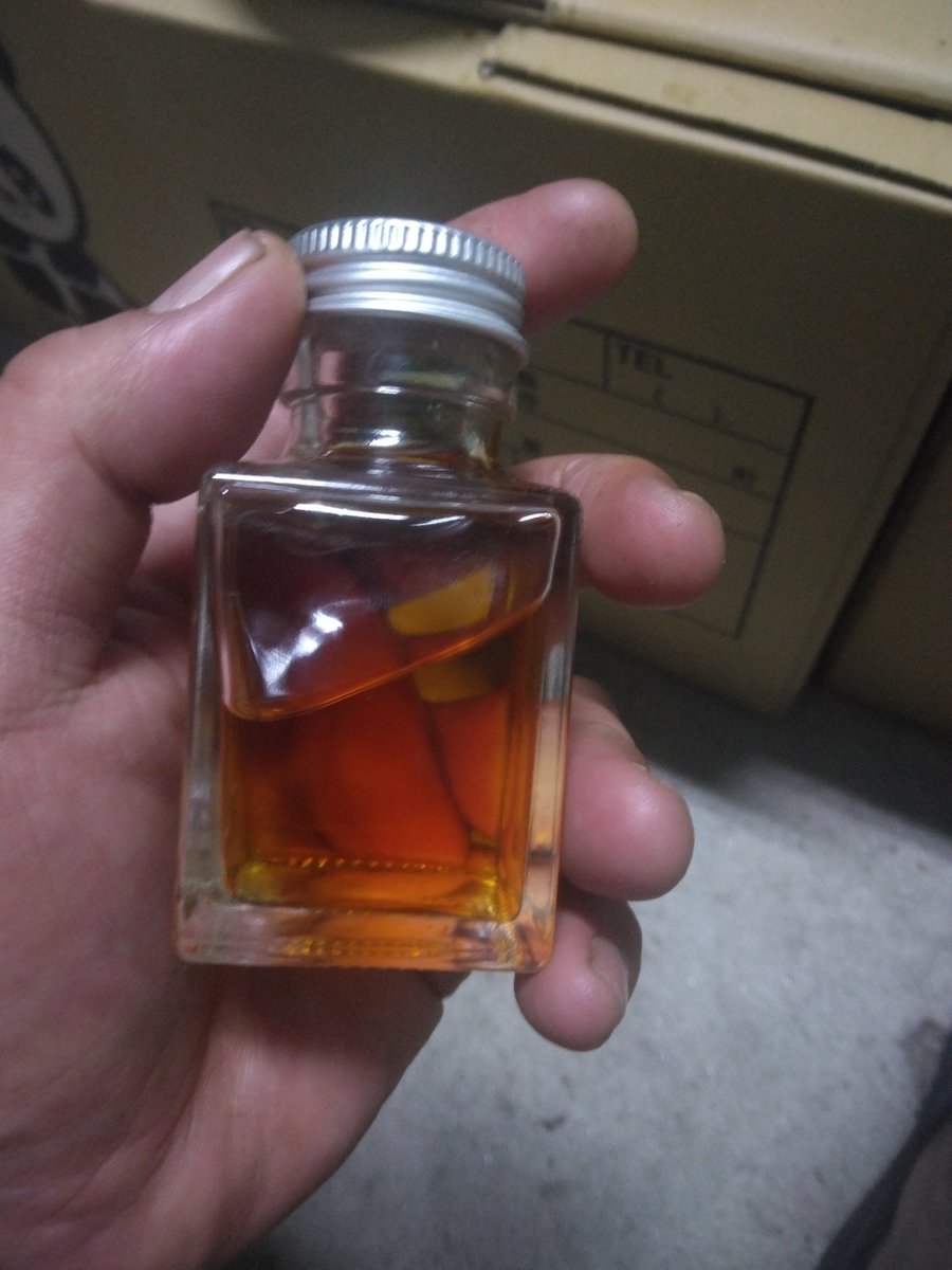 1986Forbel's tweet photo. お裾分けもろた！ https://t.co/oRag7QbFnZ