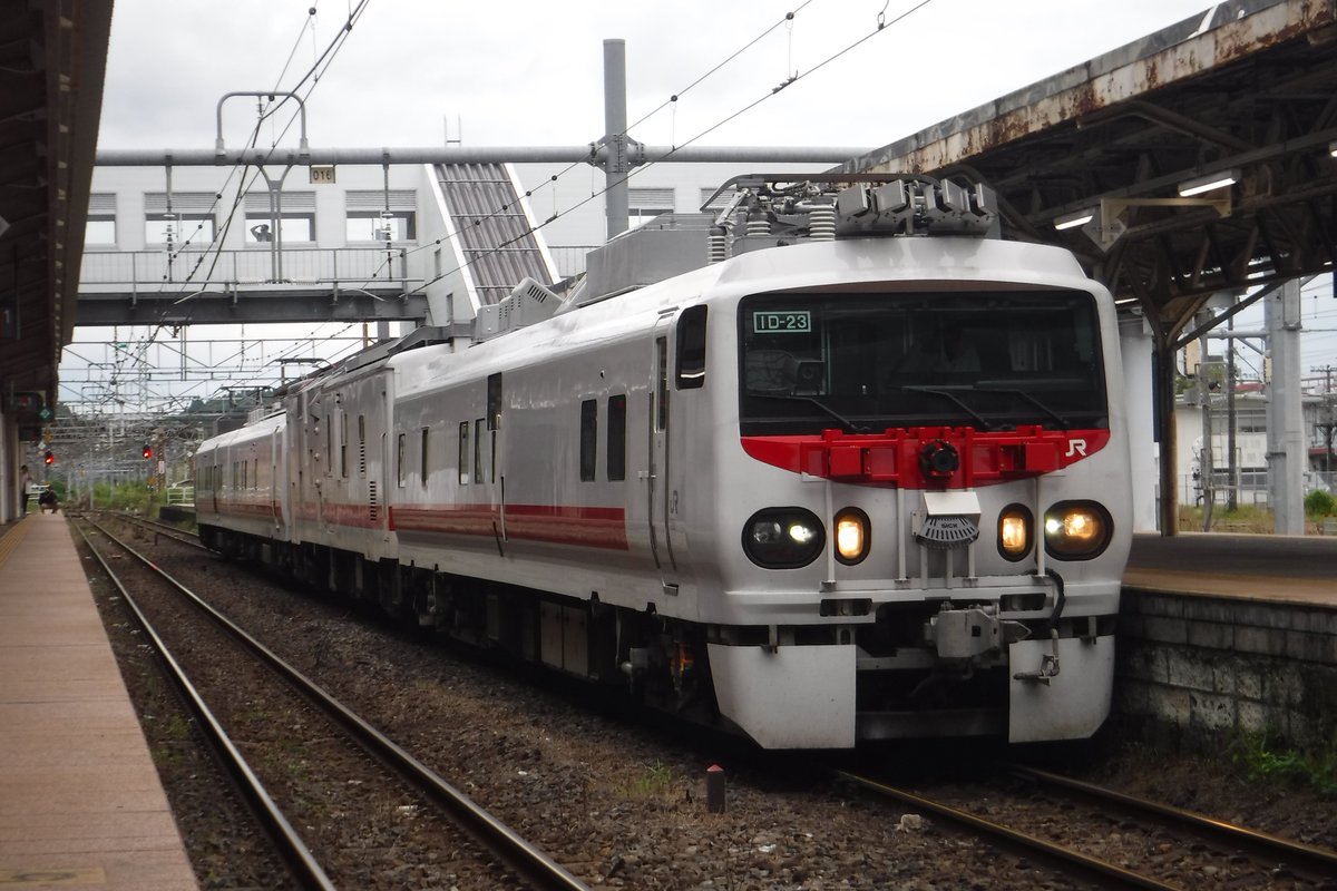 NLLU149261's tweet photo. 今日これ撮り逃したのほんとに泣ける https://t.co/5UphwDFoMr