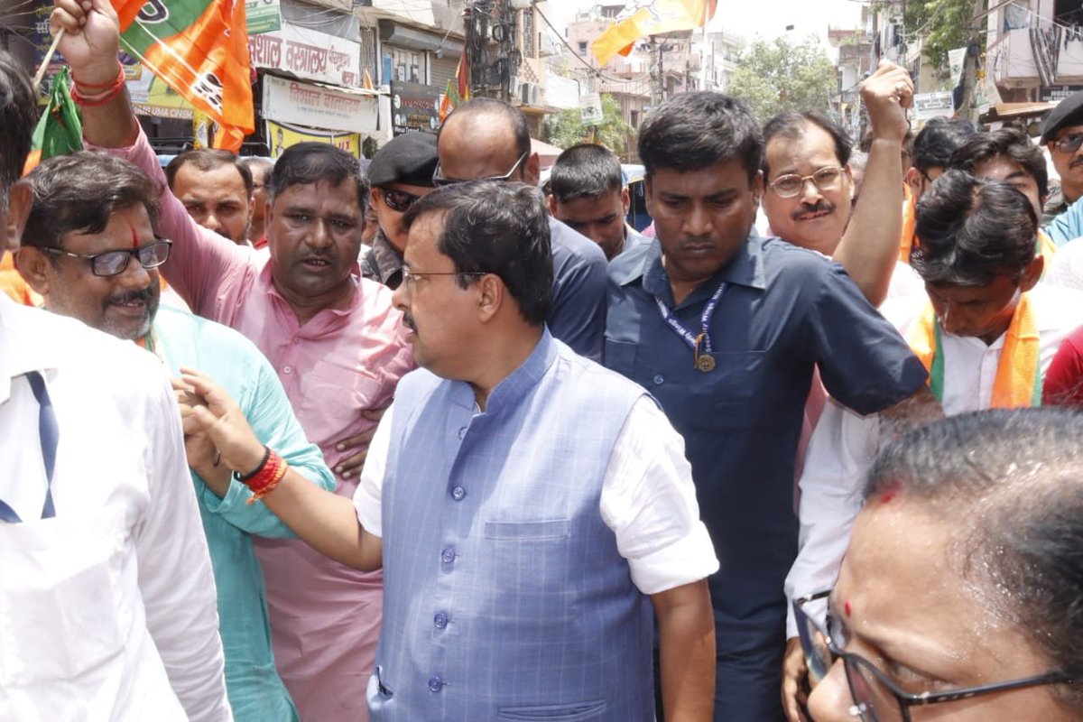 NitinNabin's tweet photo. बांकीपुर में अपनों के बीच!

बांकीपुर की जनता ने दशकों से जो असीम स्नेह और आशीर्वाद दिया है, उसके लिए मैं सदैव उनका आभारी रहूँगा।

@BJP4Bihar https://t.co/kCz3YehExQ
