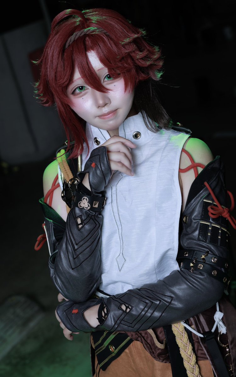 mx2_nyul0's tweet photo. cosplay
原神 / 鹿野院平蔵
　
相棒！これからも一緒に
　　謎を解き明かしていこうね！
　
 #原神 #コスプレ #genshinImpact
 #アコスタみずほPayPayドーム福岡 https://t.co/nKP4LoctMi
