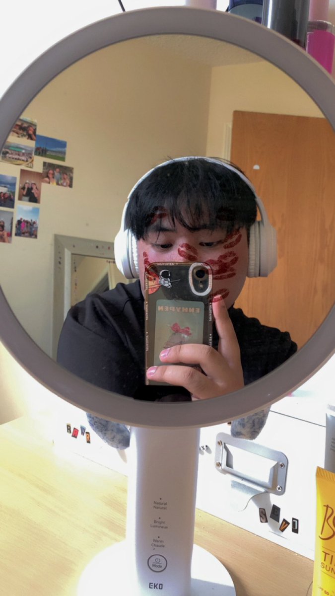 mxntchxco_'s tweet photo. uhmmm… https://t.co/zOI3RAhcdG