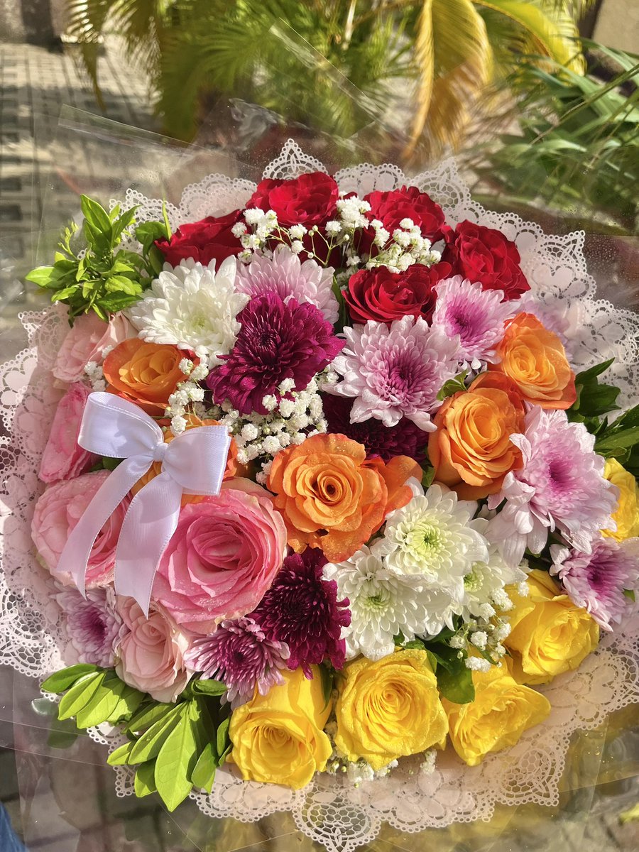 sarah_mordi's tweet photo. May your week be as beautiful as this bouqet put together for an amazing client 💕
DM/use link in my bio to order your fresh/faux flowers. https://t.co/DuSf4rLCtA