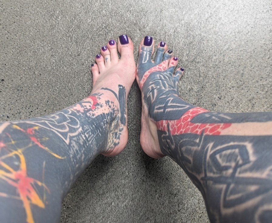 prettyalienfeet's tweet photo. @HrnyMaria1 @MadamDizz https://t.co/LvPLlHhWYp