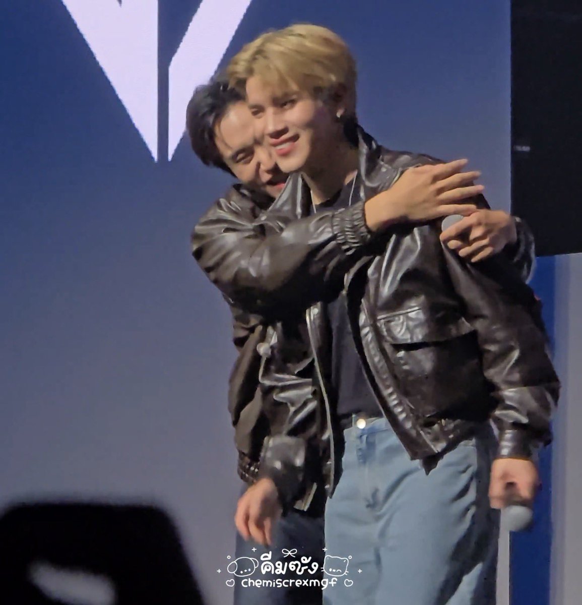 nongsiii's tweet photo. น่ารักเกินไปแล้ววววววววววววว บ้อกบี๋ 😭😭😭😭😭😭😭😭😭😭💗💗💗💗💗💗💗💗💗💗💗💗💗💗💗
cr: callmekamsung 

GEMINIFOURTH LKN IN TAIPEI

#GeminiFourthFMinTaipei2026 
#GeminiFourth #เจมีไนน์โฟร์ท https://t.co/BfIO5rEExr