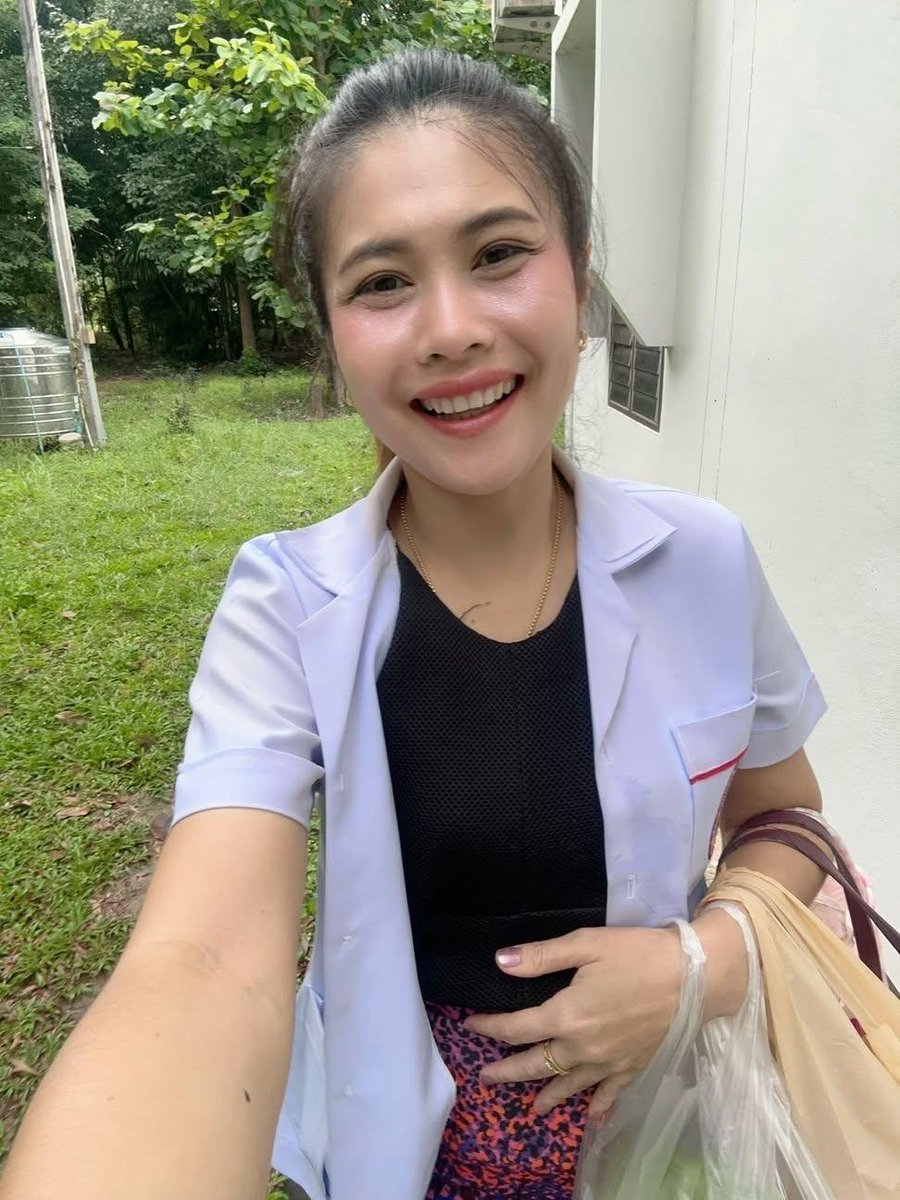 ป้าหน่อยเภสัช วัย44 tweet media