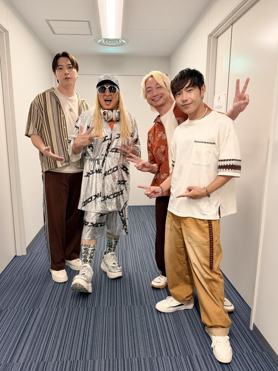 DJKOO_official's tweet photo. JIM BEAM SUMMER FES in NIIGATA！！
ありがとうございます！！

雨雲を吹き飛ばす新潟の皆さんの盛り上がり！！マジでホント最高でした！！

そしてなんと！Sonar Pocket × DJ KOO 初コラボレーション！WOW WAR TONIGHT 万代シテイがひとつになって爆盛り

テレビ新潟スタッフ皆さん、
後輩の新潟DJ's

出会えた皆さんに心から感謝 DO DANCE！！

#JIMBEAN 
#テレビ新潟 
#SonarPocket 
#DJKOO