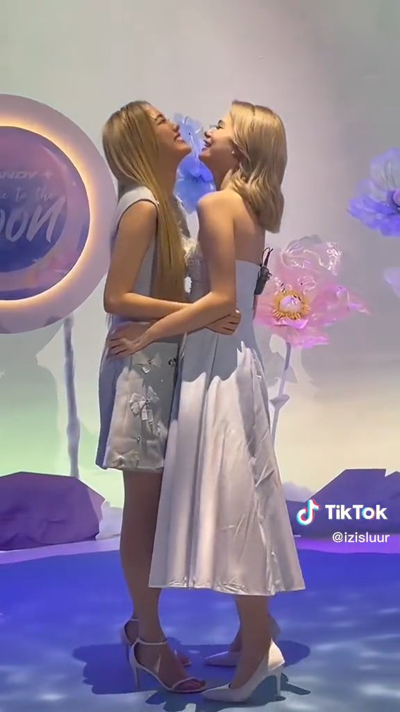 KaidaoForFB's tweet photo. คิดถึงรอยยิ้มแบบนี้ของ #ฟรีนเบค 

#FreenBecky 
#srchafreen #beckysangels https://t.co/iaojhbqJTA