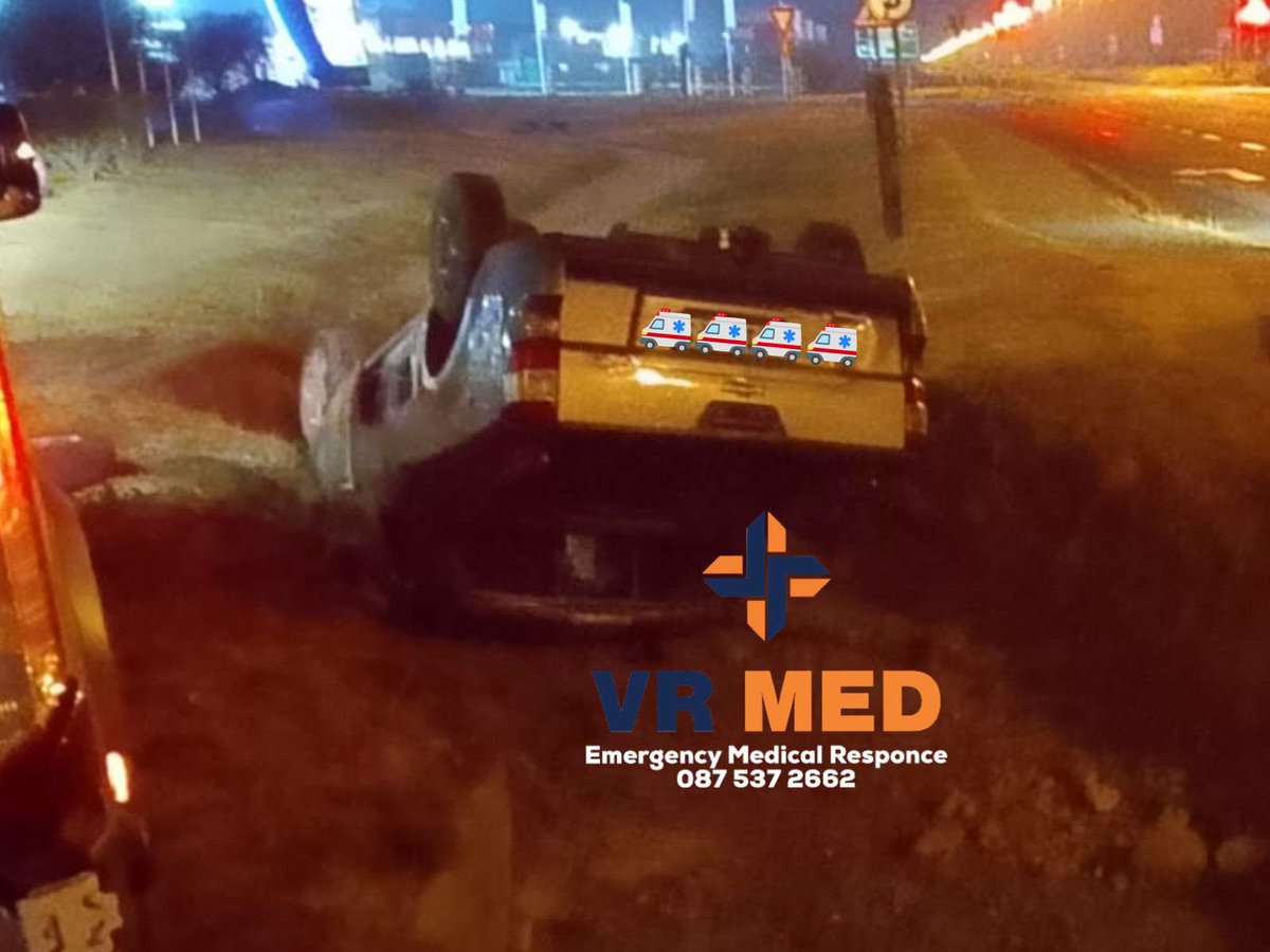 _ArriveAlive's tweet photo. VR Medical responded to a motor vehicle accident on the N8 just before the Engen Garage
https://t.co/2das4Sr6T3
#ArriveAlive #RolloverCrash #VRMedical https://t.co/INJ6Th8cuA